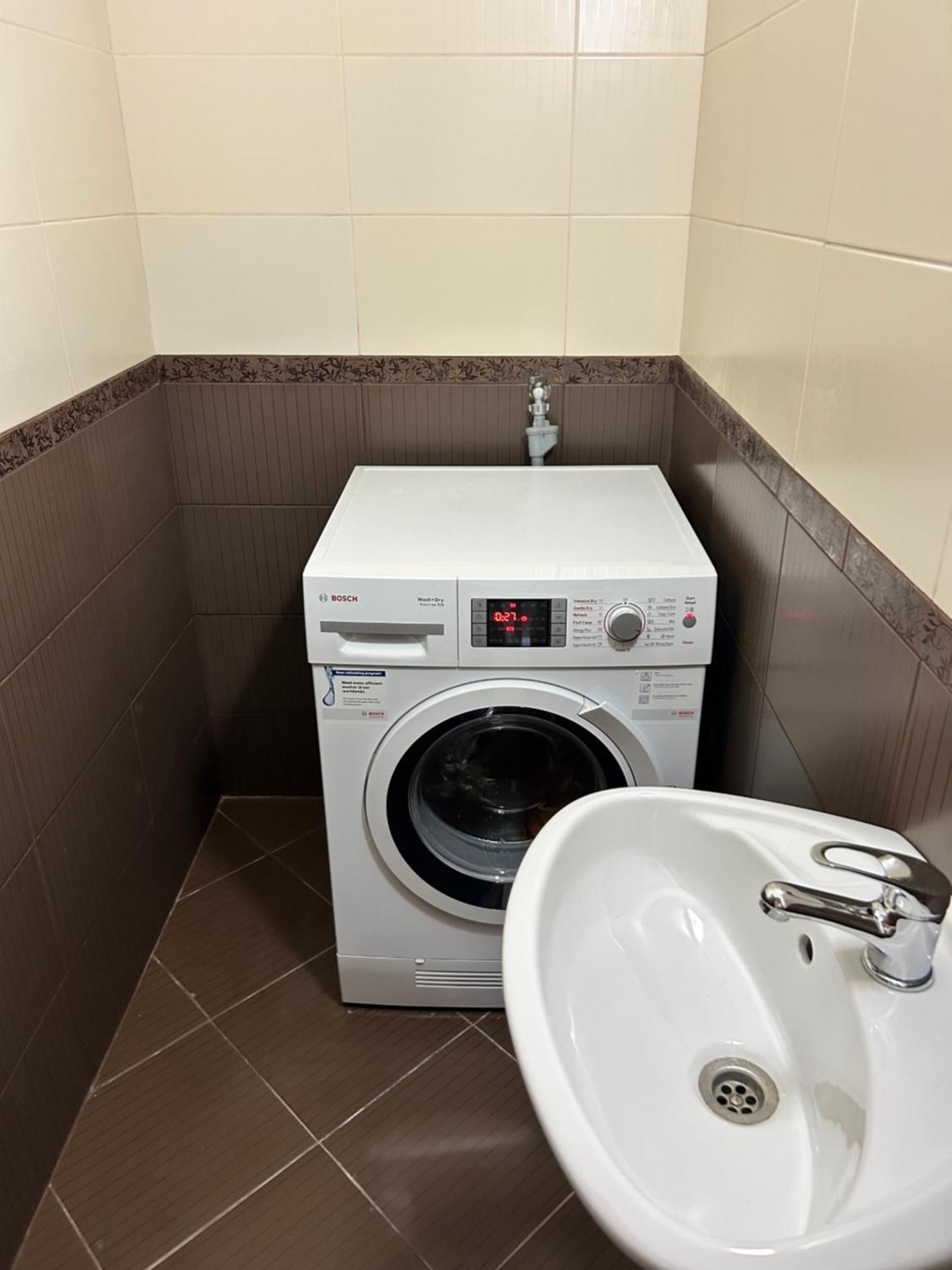 голям с прекрасна гледка кьм морето Apartment Rawda